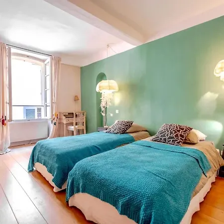 House Portail L Vintage, L Shellter